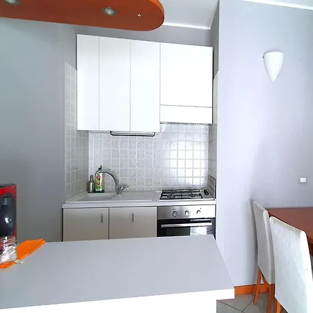 Apartment Near Lago Maggiore And Lugano Διαμέρισμα *