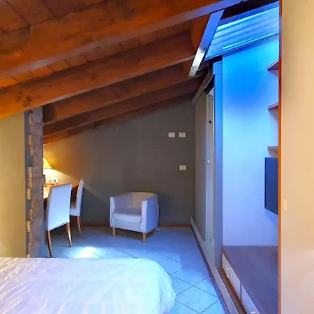 Apartment Near Lago Maggiore And Lugano Διαμέρισμα *